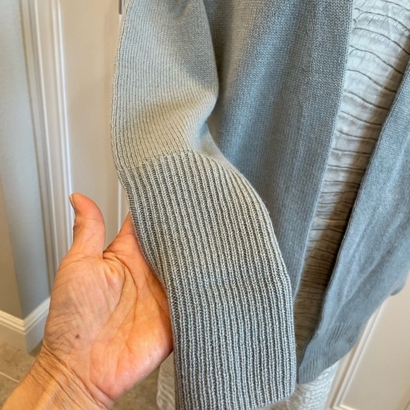 New - Grey/Vin cashmere cardigan - Picture 4 of 9